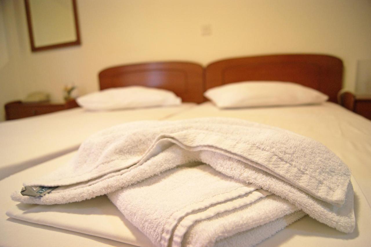 Diamanti Hotel Loutra Aidhipsou Exteriör bild