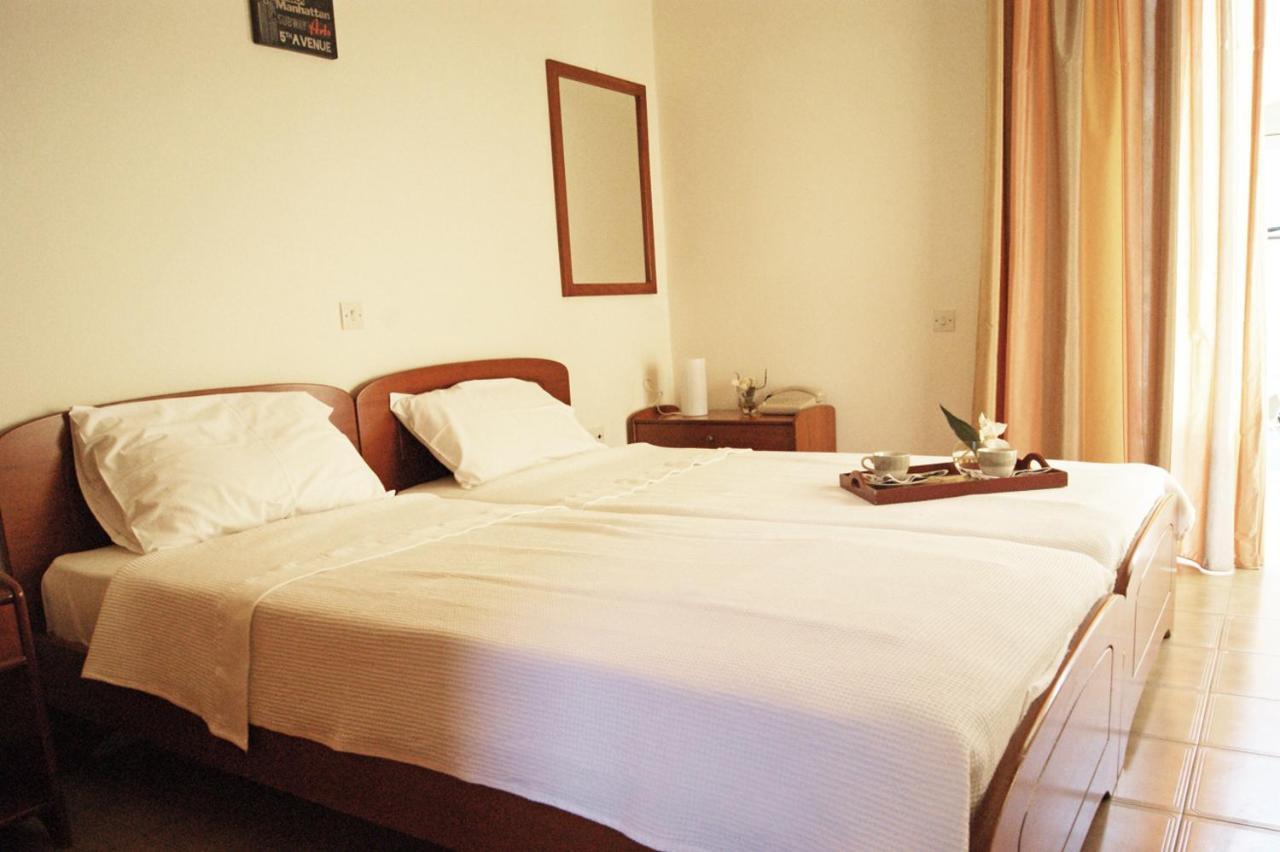 Diamanti Hotel Loutra Aidhipsou Exteriör bild